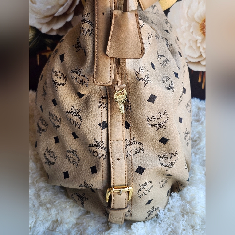 MCM Beige Monogram Shoulder Bag - Picture 2 of 5